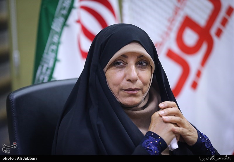 رضیه غبیشی،نویسند کتاب خاطرات ملاصالح