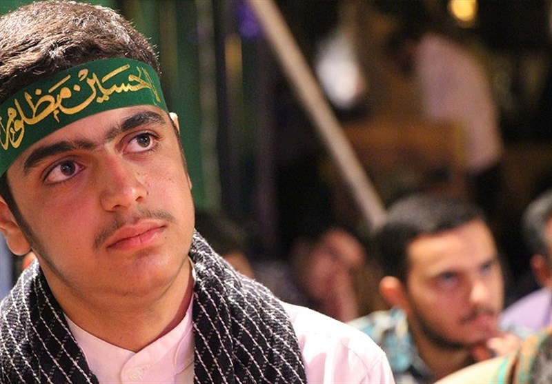 رونمایی از اسناد هویتی شهدای دانش آموز در یزد