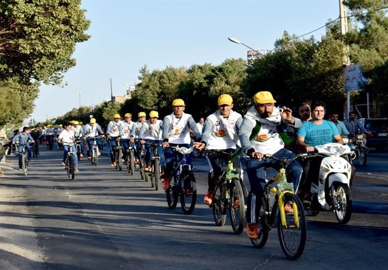 اعزام کاروان دوچرخه‌سواری فدائیان ولایت بهاباد به مشهد مقدس 