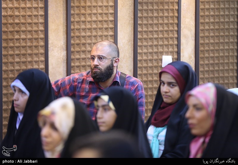 عصر شعر ریحانه