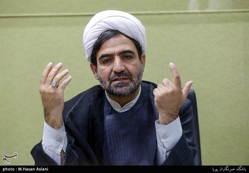 گفت و گو با حجت الاسلام بهمن اکبری رایزن فرهنگی ایران در عمان