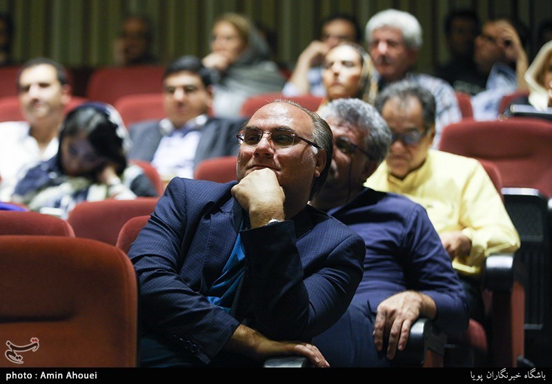 رونمایی از مجله فرهنگی هنری آنگاه