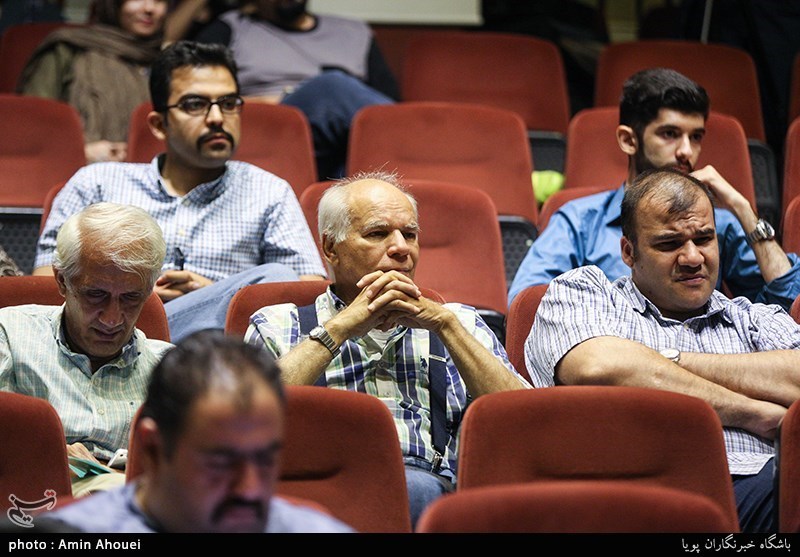 رونمایی از مجله فرهنگی هنری آنگاه