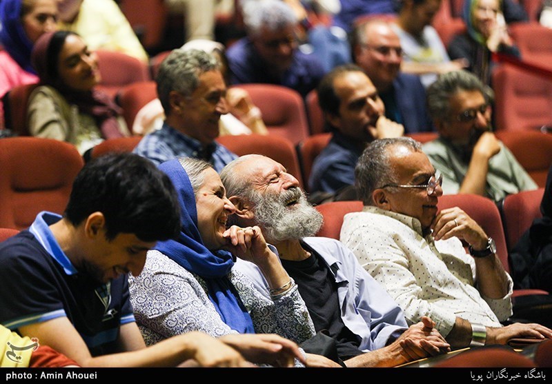 رونمایی از مجله فرهنگی هنری آنگاه