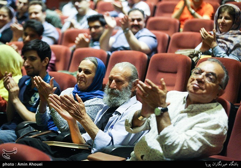 رونمایی از مجله فرهنگی هنری آنگاه