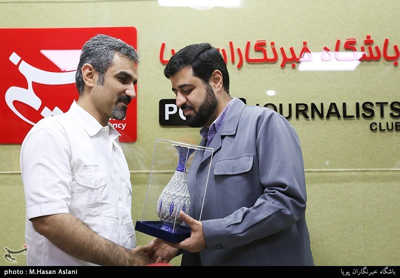 حضور عمو پورنگ در باشگاه خبرنگاران پویا