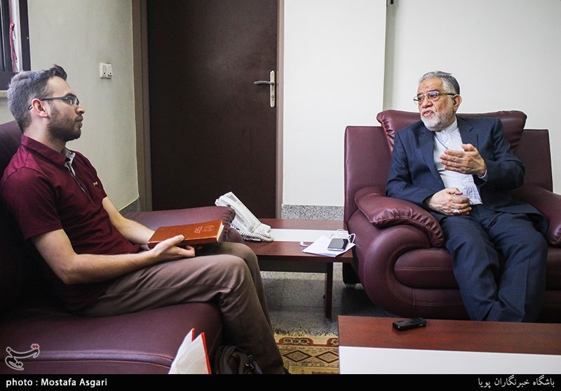 گفت و گو با محمد شجاعی فر رییس دانشکده خودروی دانشگاه علم و صنعت