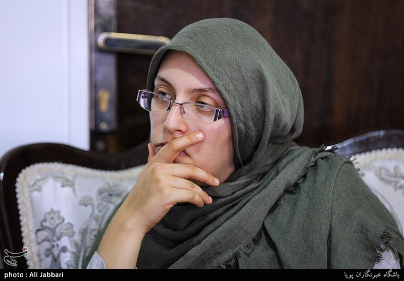  حضور عموپورنگ در خانه بنیتا 