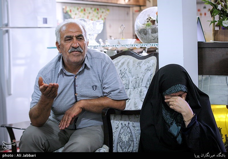  حضور عموپورنگ در خانه بنیتا 