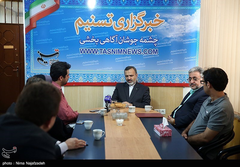 بازدید استاندار خراسان‌رضوی از دفتر تسنیم