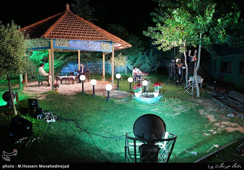 پشت صحنه برنامه تلویزیونی(راه نشان)