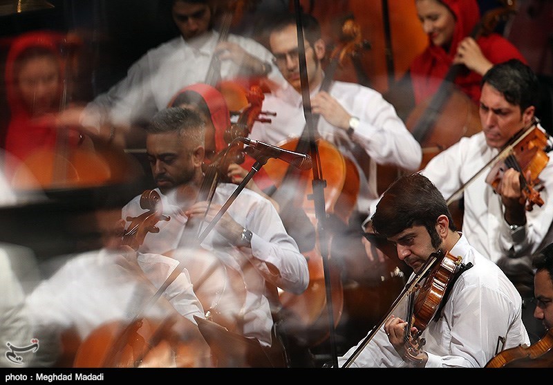 اجرای ارکستر سمفونیک تهران به رهبری شهرداد روحانی