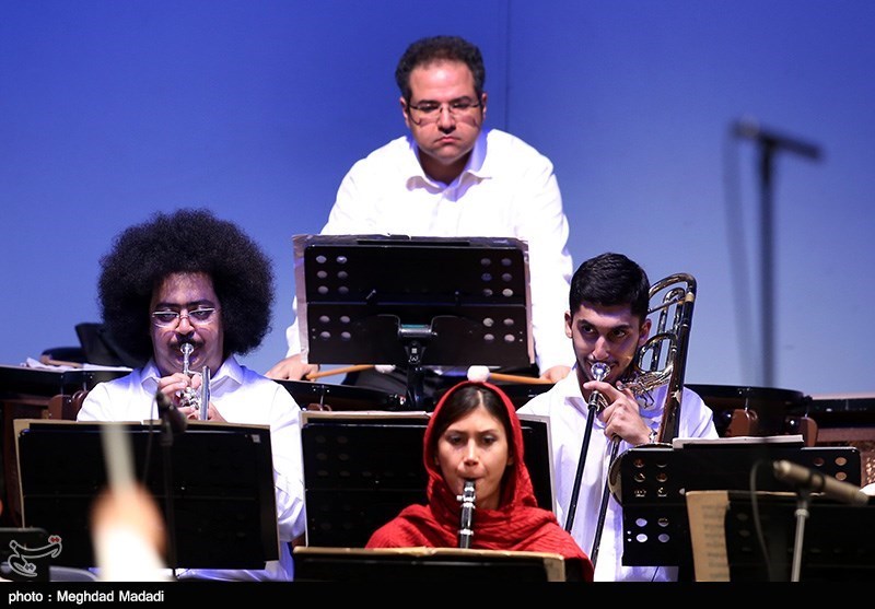 اجرای ارکستر سمفونیک تهران به رهبری شهرداد روحانی