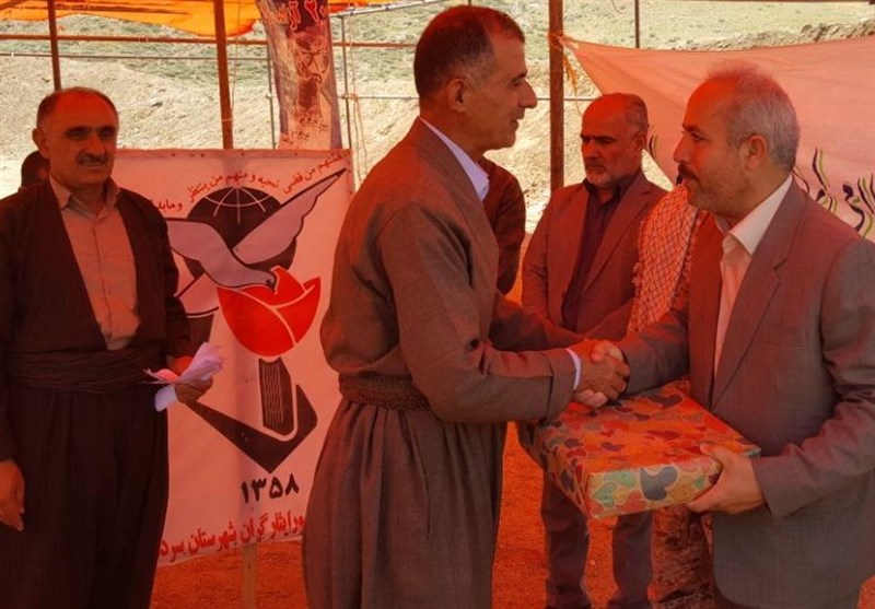 تجلیل از آزادگان سردشت