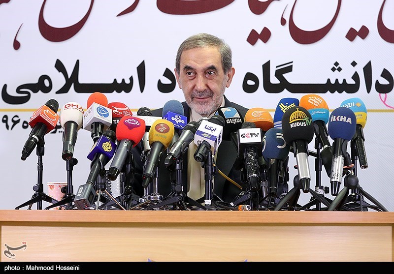 نشست خبری ولایتی رئیس هیئت مؤسس دانشگاه آزاد