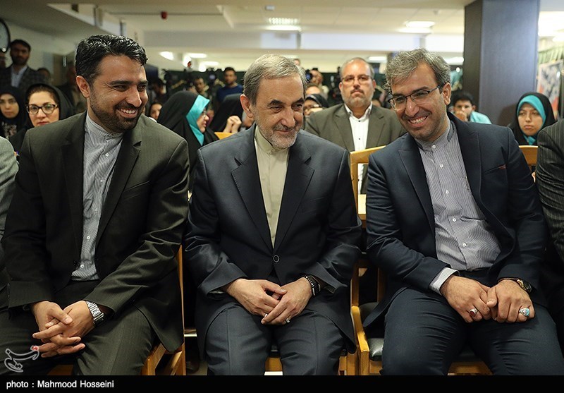 نشست خبری ولایتی رئیس هیئت مؤسس دانشگاه آزاد