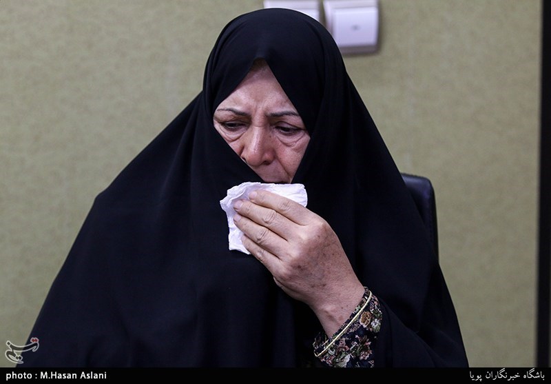 تجلیل از سه خانواده شهید سادات در باشگاه خبرنگاران پویا