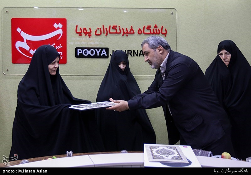 تجلیل از سه خانواده شهید سادات در باشگاه خبرنگاران پویا