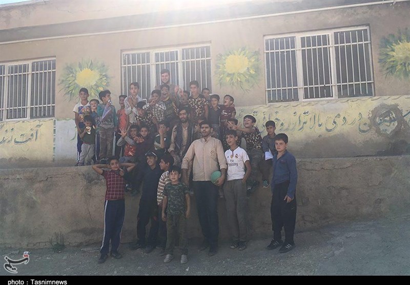 دانشجویان &amp;quot;آتش به اختیار&amp;quot; در اردوهای جهادی به دنبال محرومیت‌زدایی