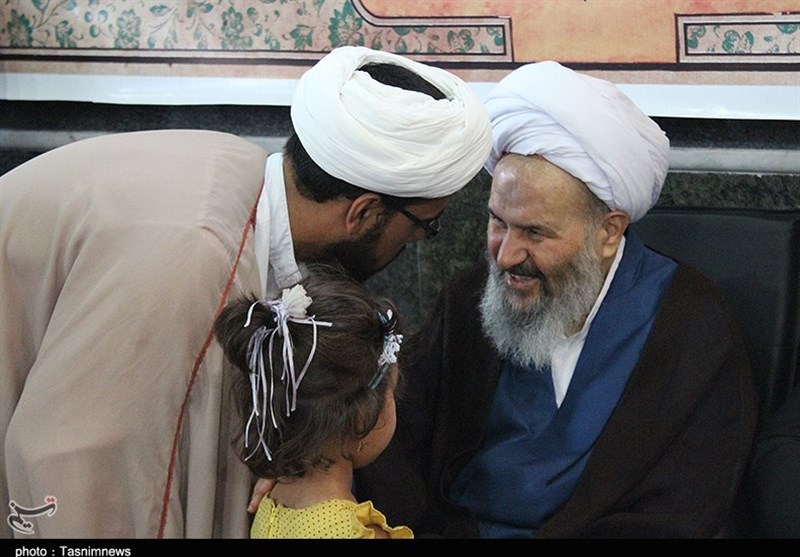 دیدار مردم کاشان با آیت الله نمازی