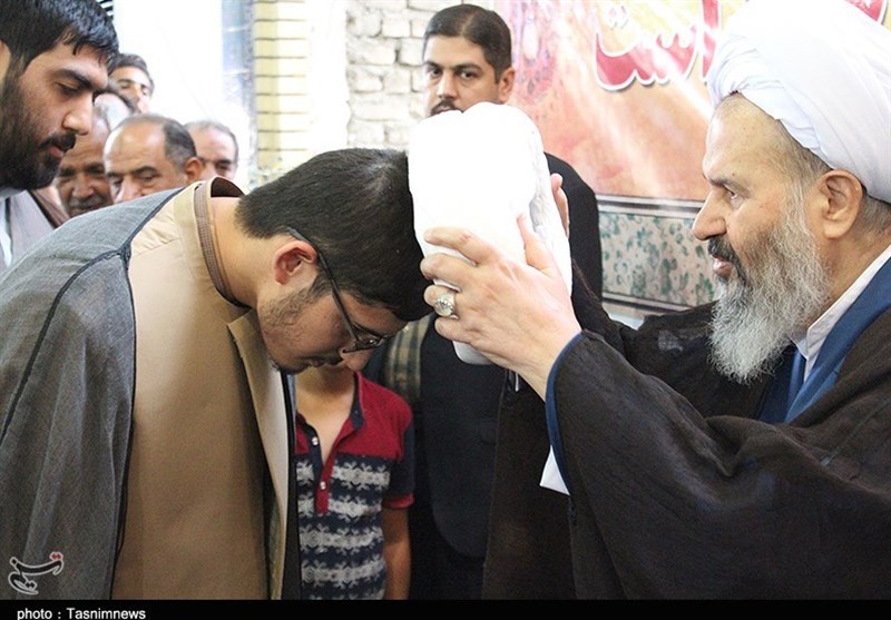 دیدار مردم کاشان با آیت الله نمازی