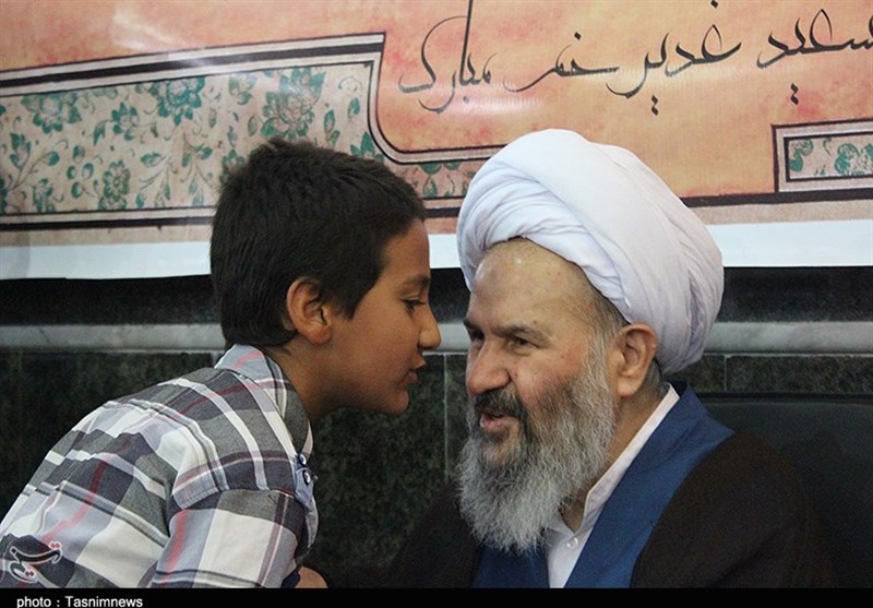 دیدار مردم کاشان با آیت الله نمازی