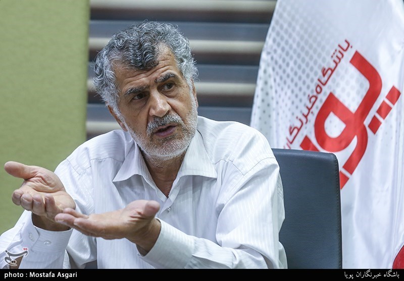 دهه فجر انقلاب اسلامی , امام خمینی , 