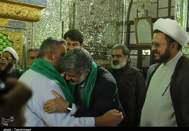 تجلیل از سادات خبرنگار یزد