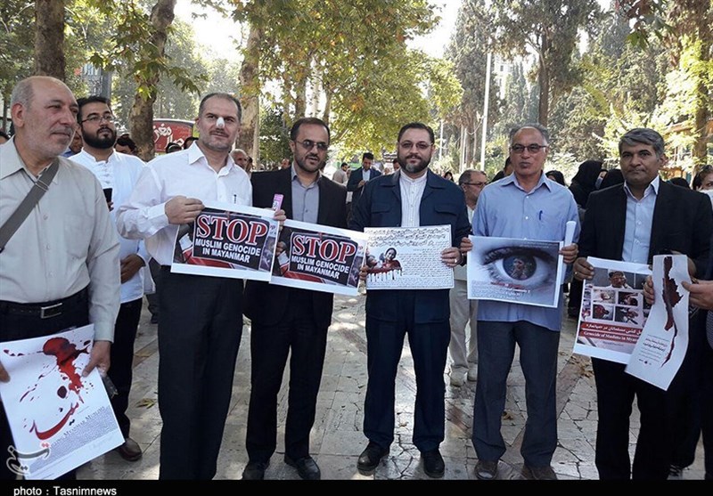 تجمع اعتراض‌آمیز اصحاب رسانه گلستان به کشتار مسلمانان میانمار