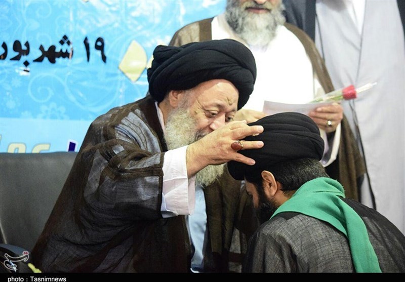 عمامه گذاری طلاب بندر امام خمینی(ره) 