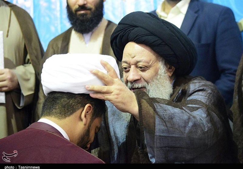 عمامه گذاری طلاب بندر امام خمینی(ره) 