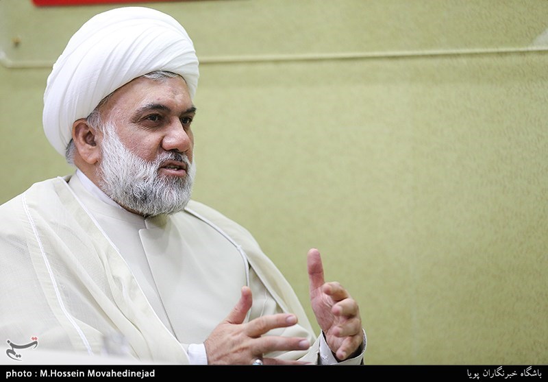 گفت وگو با حجت الاسلام ریاضت