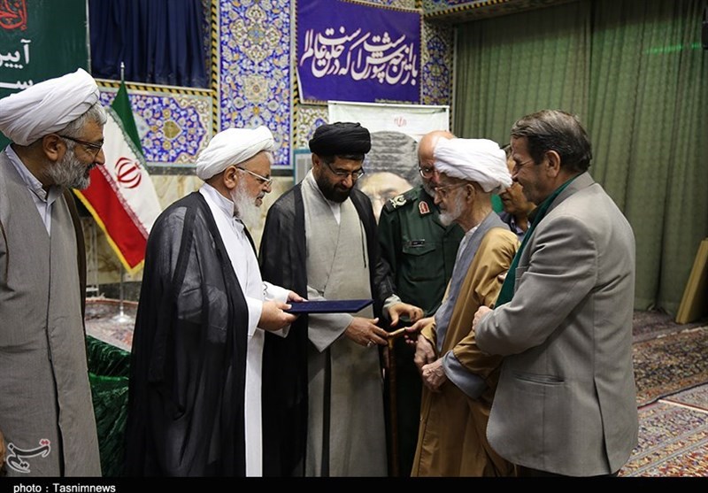 آیین اختتامیه نخستین سوگواره شعر و نوحه سفینه یزد با حضور آیت الله ناصری یزدی امام جمعه یزد