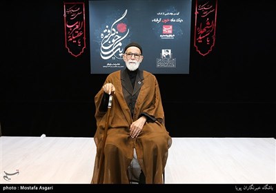 «یک ماه خون گرفته 14» در آستانه انتشار/ پیوند عاطفه و اندیشه؛ ویژگی اشعار سازگار