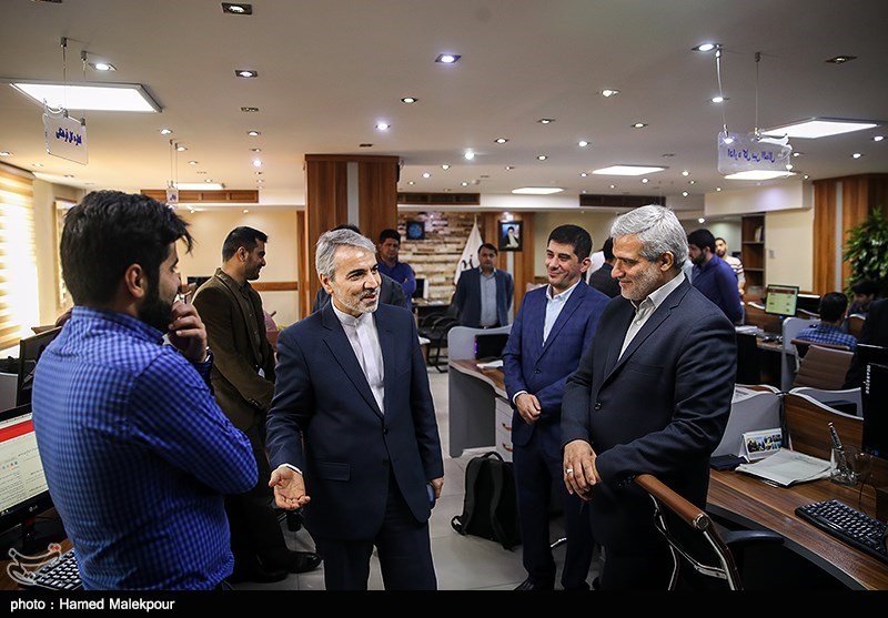 حضور محمدباقر نوبخت در خبرگزاری تسنیم