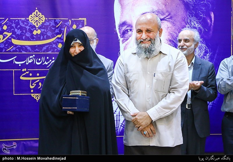 پاسداشت هنرمند انقلابی مسعود نجابتی