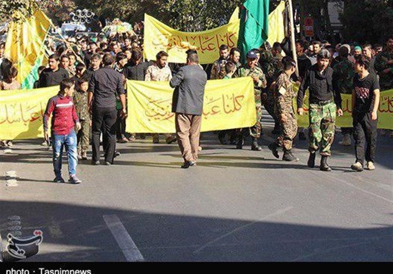 تشییع پیکر سه شهید مدافع حرم در کاشان