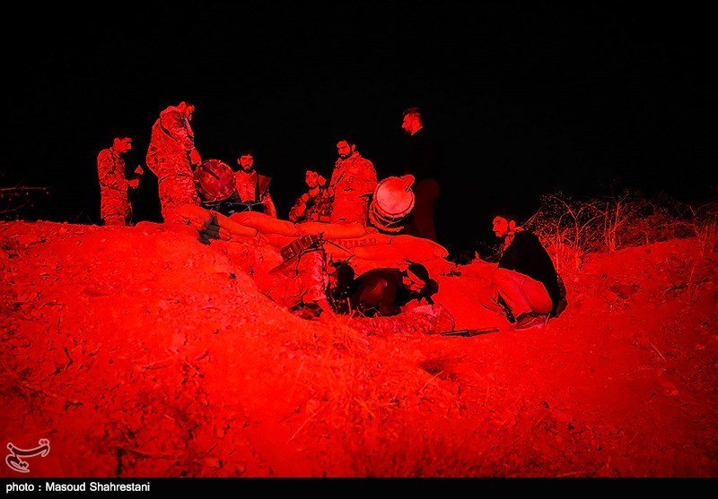 نمایشگاه دفاع مقدس ( در مسیر خورشید )