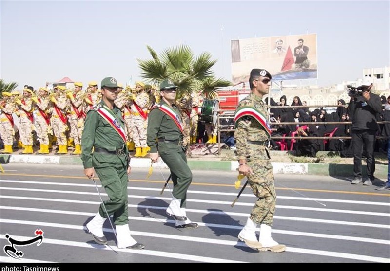 رژه نیروهای مسلح در یزد