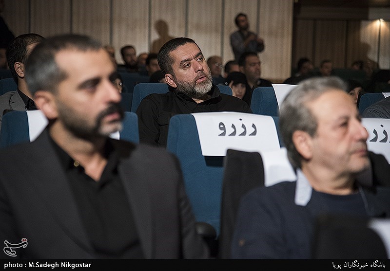 تقدیر از هنرمندان عرصه مقاومت و ایثار