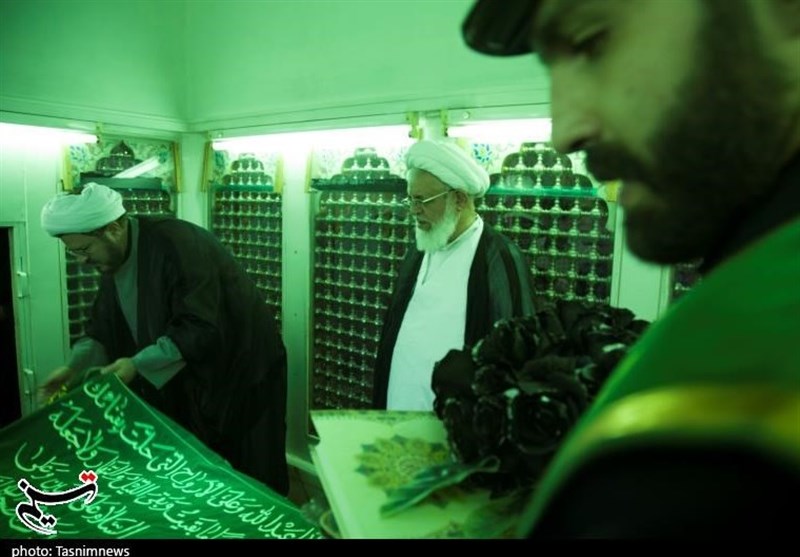 غبارروبی آستان مقدس امامزاده سیدمحمد جعفر(ع) یزد