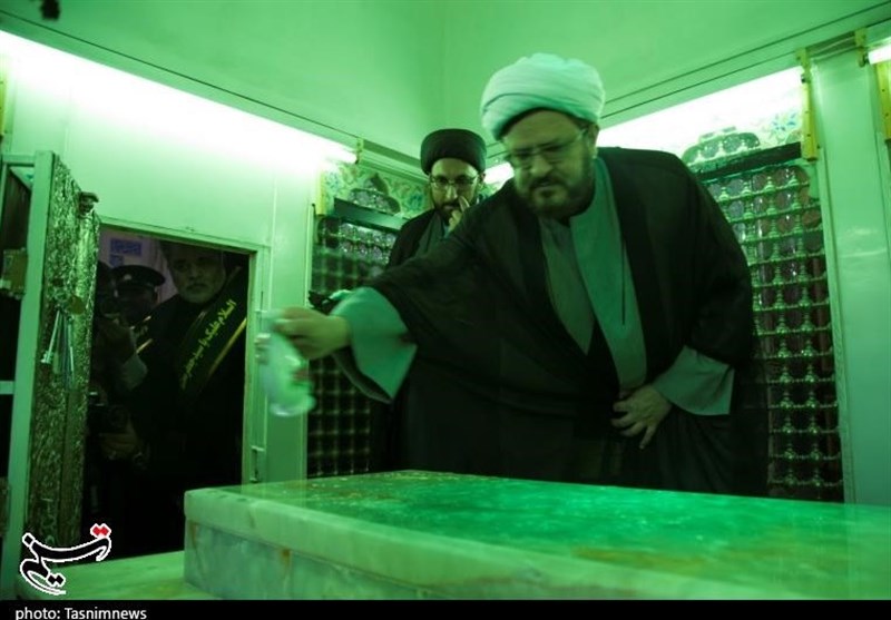 غبارروبی آستان مقدس امامزاده سیدمحمد جعفر(ع) یزد