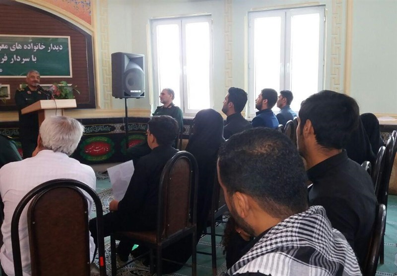 تجلیل از خانواده شهدای مدافع حرم خوزستان