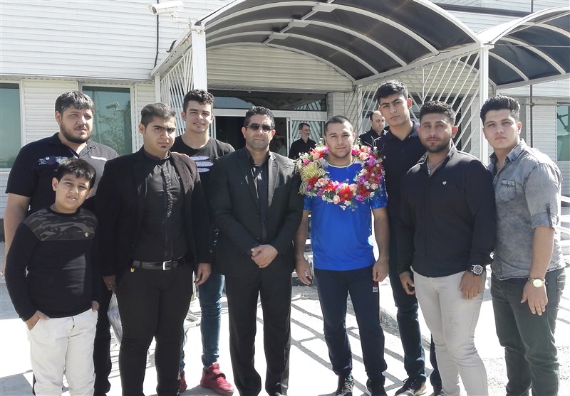 استقبال از علی میری-علی آقایاری