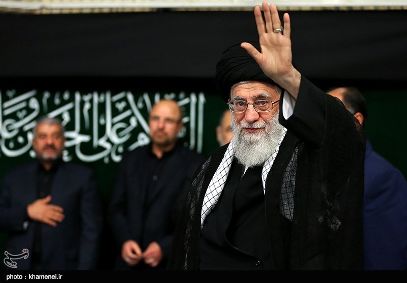 عزاداری شام غریبان حسینی در حسینیه امام خمینی(ره)