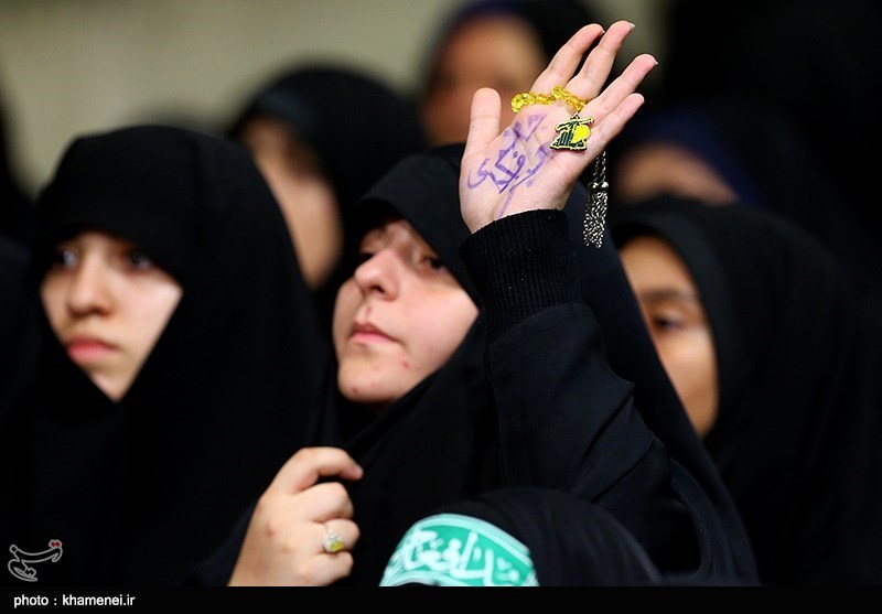 عزاداری شام غریبان حسینی در حسینیه امام خمینی(ره)