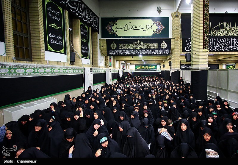 عزاداری شام غریبان حسینی در حسینیه امام خمینی(ره)