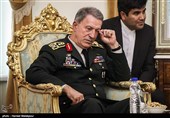 ارتشبد خلوصی آکار رئیس ستاد مشترک ارتش ترکیه در دیدار با علی شمخانی دبیر شورای عالی امنیت ملی