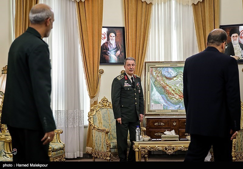 دیدار رئیس ستاد مشترک ارتش ترکیه با علی شمخانی