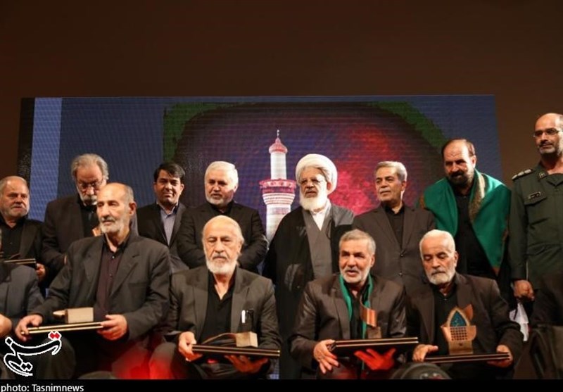 تجلیل از خادمان عاشورایی یزد با حضور آیت الله ناصری نماینده ولی فقیه در استان و امام جمعه یزد